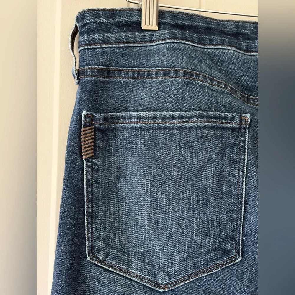 PAIGE Croft Skinny Jeans in Ewan Wash - Size 33 - Made in USA